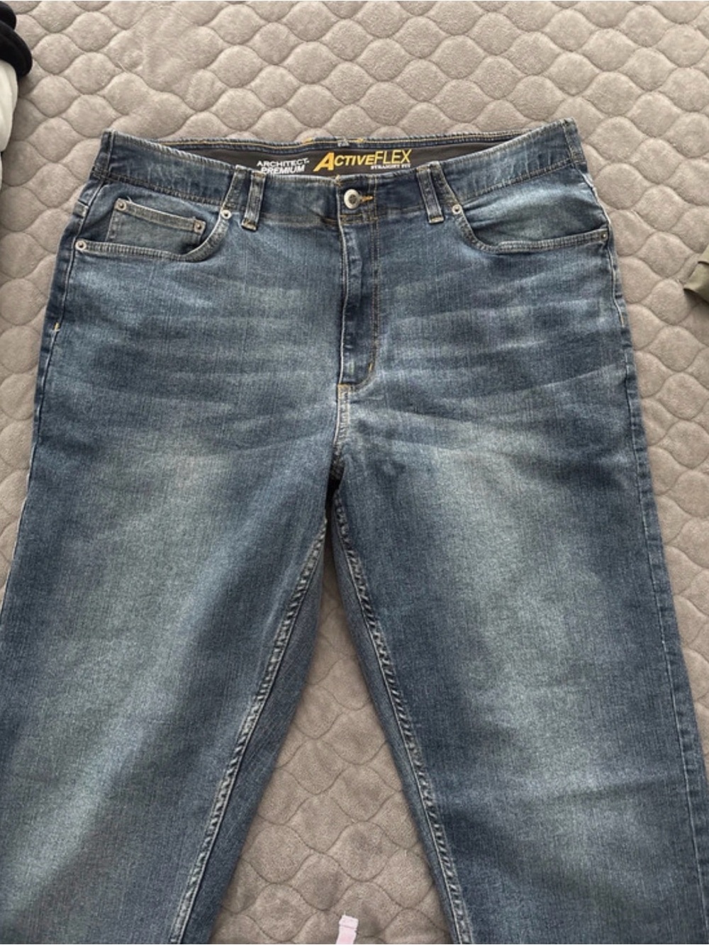 Architect Men’s Slim Straight Jeans in Blue